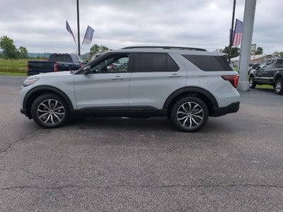 2027 Ford Explorer ST-Line