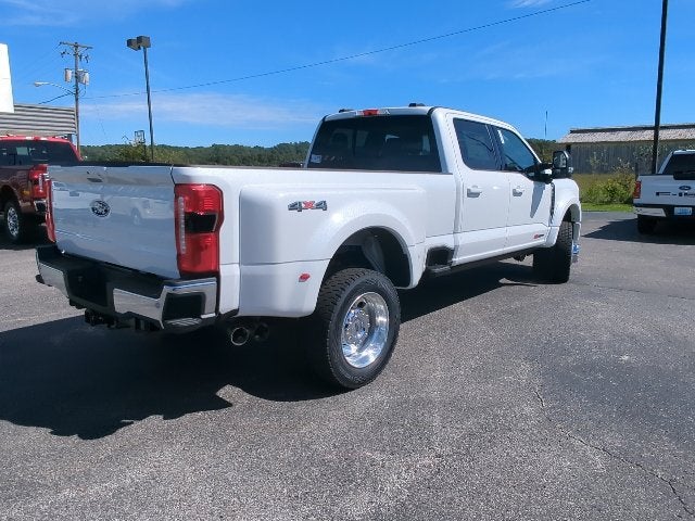 2027 Ford F-450SD Lariat DRW