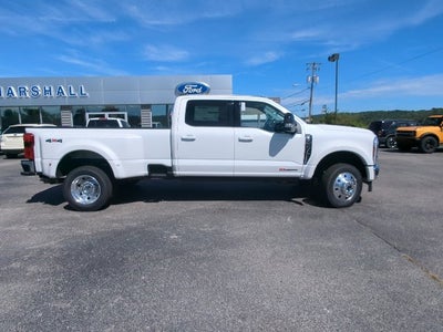 2027 Ford F-450SD Lariat DRW