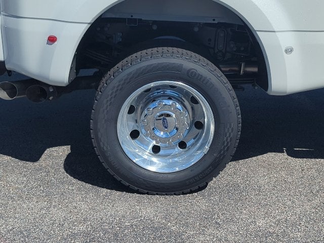 2027 Ford F-450SD Lariat DRW