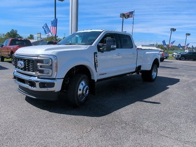 2027 Ford F-450SD Lariat DRW