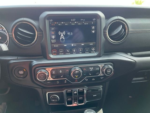 2021 Jeep Wrangler Unlimited Sahara High Altitude