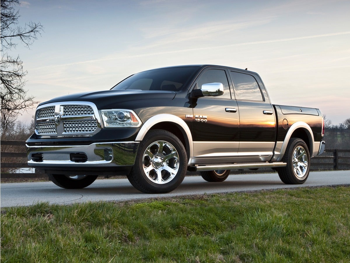 2018 RAM 1500 Laramie 4x4 Crew Cab 5'7's photo
