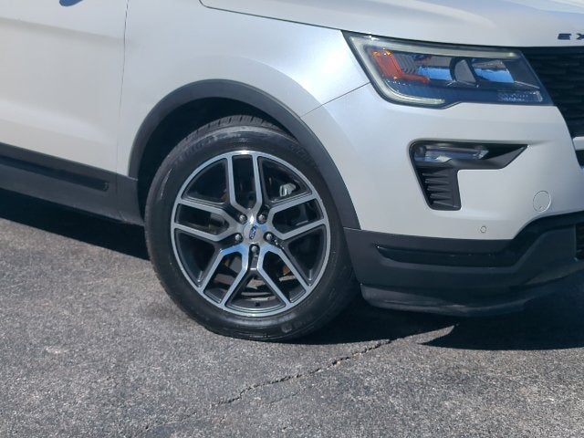 Used 2018 Ford Explorer Sport with VIN 1FM5K8GTXJGB74922 for sale in Carrollton, KY