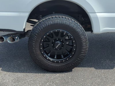 2023 Ford F-350SD Lariat