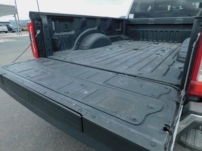 2025 Ford F-350SD Lariat DRW