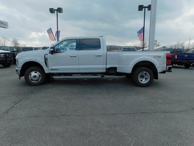 2025 Ford F-350SD Lariat DRW