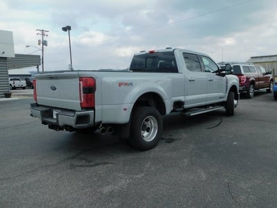 2025 Ford F-350SD Lariat DRW