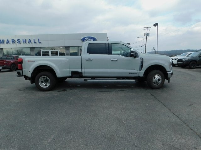 2025 Ford F-350SD Lariat DRW