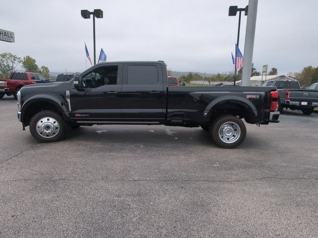 2026 Ford F-450SD Lariat DRW