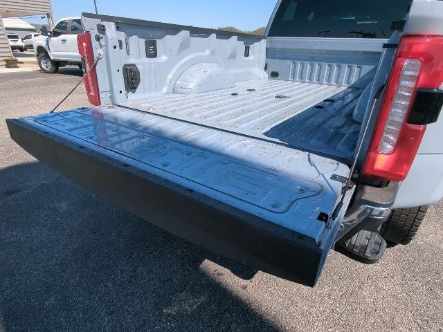 2026 Ford F-450SD Lariat DRW