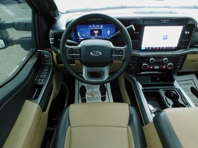 2025 Ford F-450SD Lariat DRW