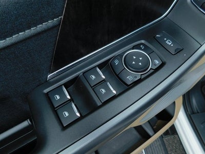 2025 Ford F-450SD Lariat DRW