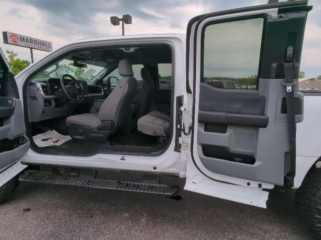 2025 Ford F-350SD XL