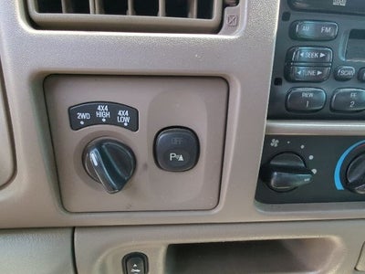 2004 Ford F-350SD DRW