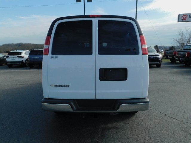 2019 Chevrolet Express 3500 LT Passenger