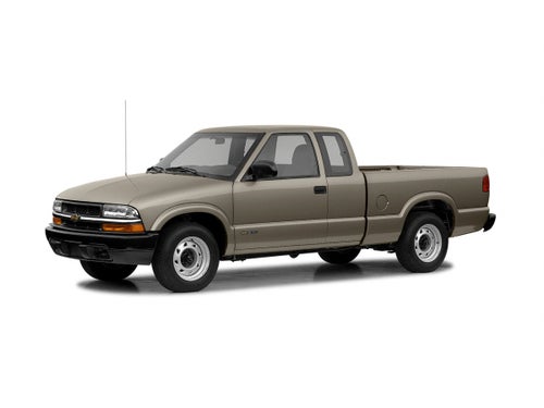 2002 Chevrolet S-10 Base
