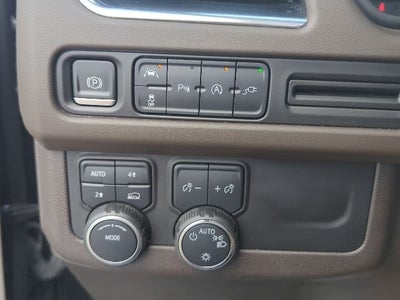 2022 Chevrolet Suburban LT