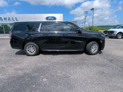 2022 Chevrolet Suburban LT