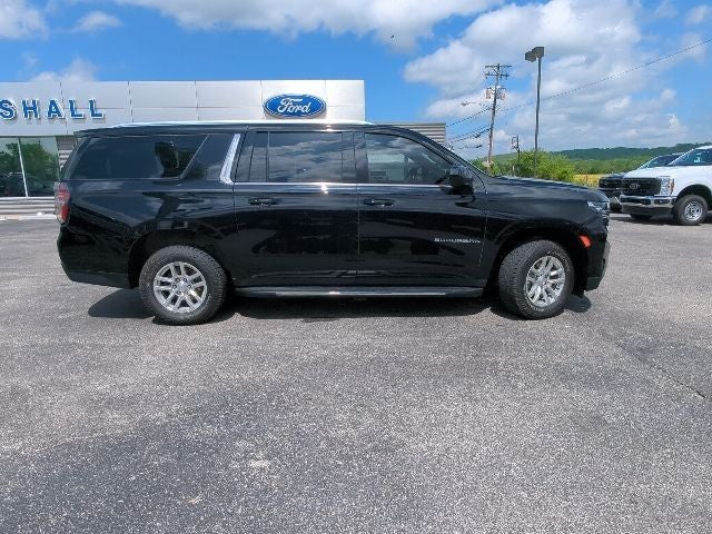 2022 Chevrolet Suburban LT