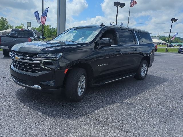 2022 Chevrolet Suburban LT
