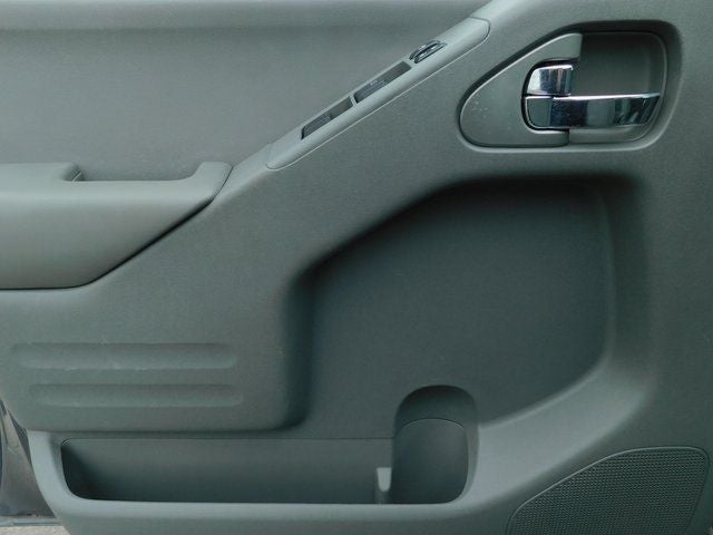 2015 Nissan Frontier SV