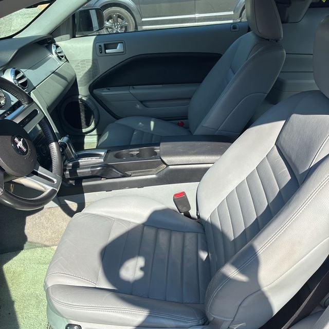 2007 Ford Mustang Base