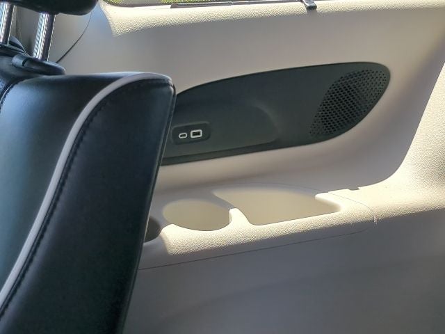 2021 Chrysler Pacifica Hybrid Limited