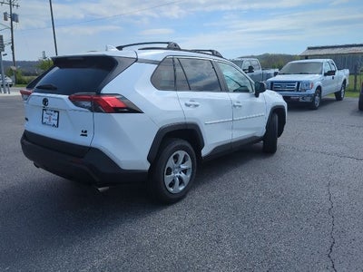 2020 Toyota RAV4 LE