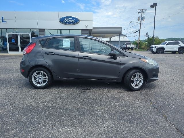2017 Ford Fiesta SE