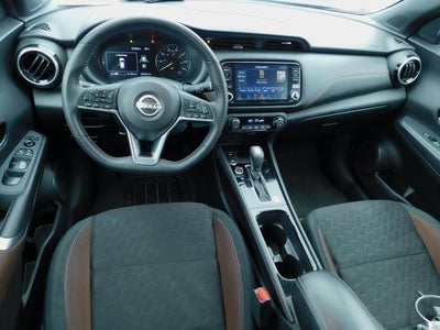 2024 Nissan Kicks SR