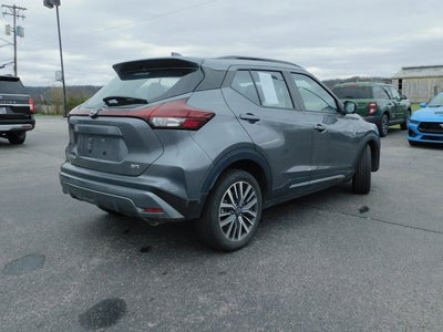 2024 Nissan Kicks SR