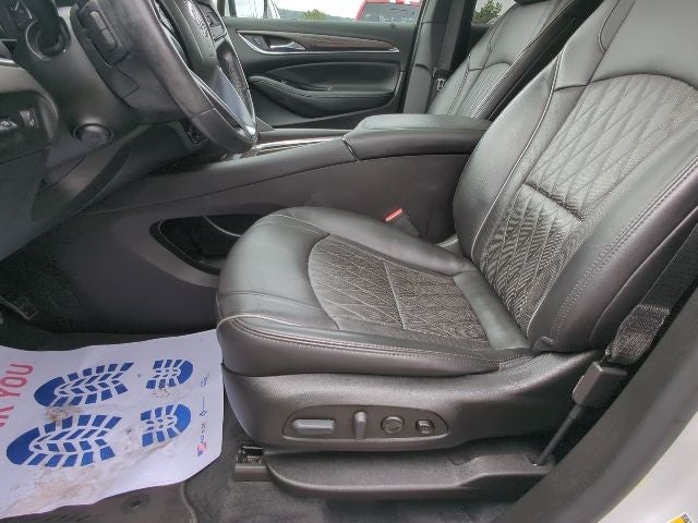2022 Buick Enclave Avenir