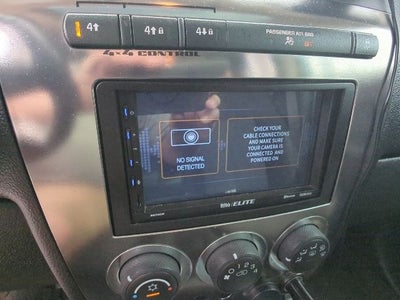 2009 Hummer H3 Base
