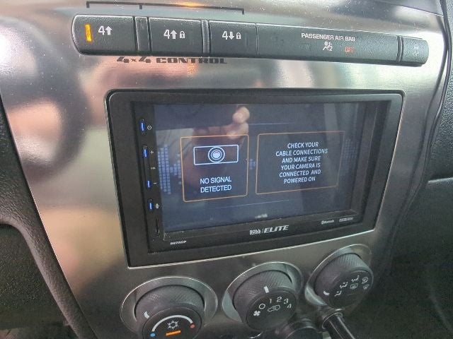 2009 Hummer H3 Base
