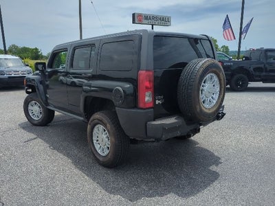 2009 Hummer H3 Base