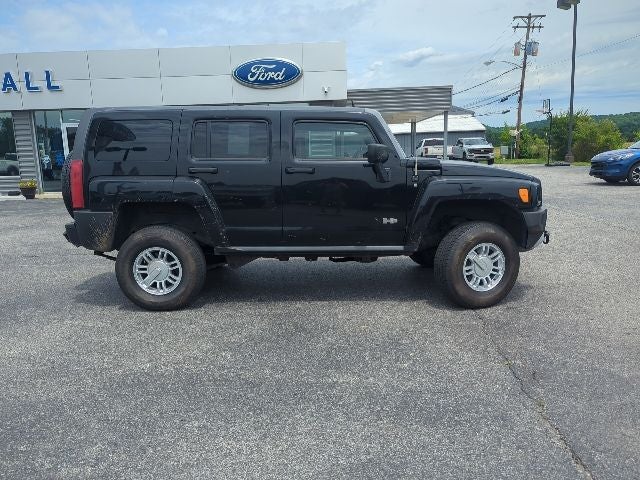 2009 Hummer H3 Base