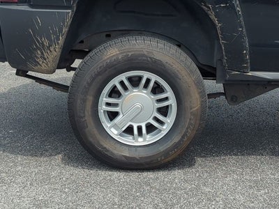 2009 Hummer H3 Base
