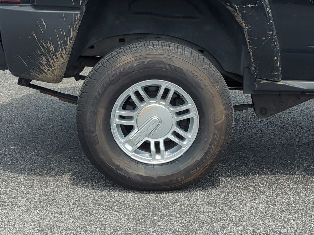 2009 Hummer H3 Base