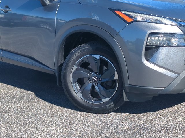 Used 2024 Nissan Rogue SV with VIN JN8BT3BB6RW425379 for sale in Carrollton, KY