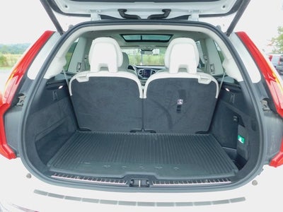 2024 Volvo XC90 B6 Plus Bright Theme 6-Seater