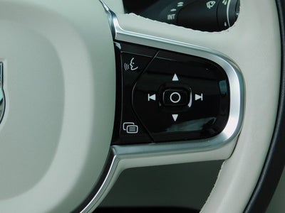 2024 Volvo XC90 B6 Plus Bright Theme 6-Seater