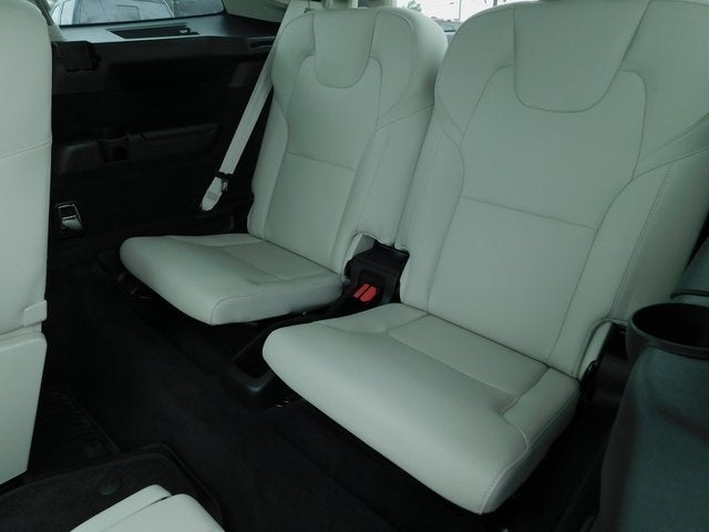 2024 Volvo XC90 B6 Plus Bright Theme 6-Seater