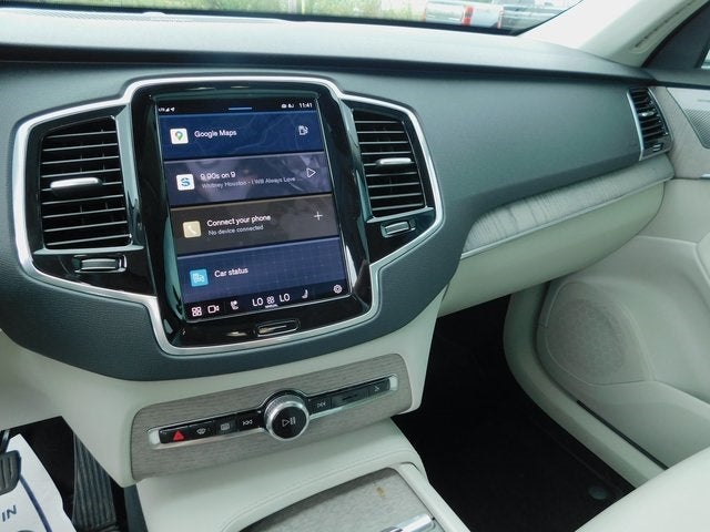 2024 Volvo XC90 B6 Plus Bright Theme 6-Seater