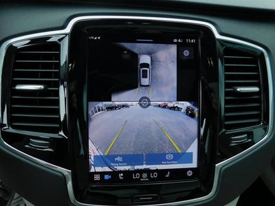 2024 Volvo XC90 B6 Plus Bright Theme 6-Seater