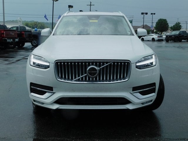 2024 Volvo XC90 B6 Plus Bright Theme 6-Seater